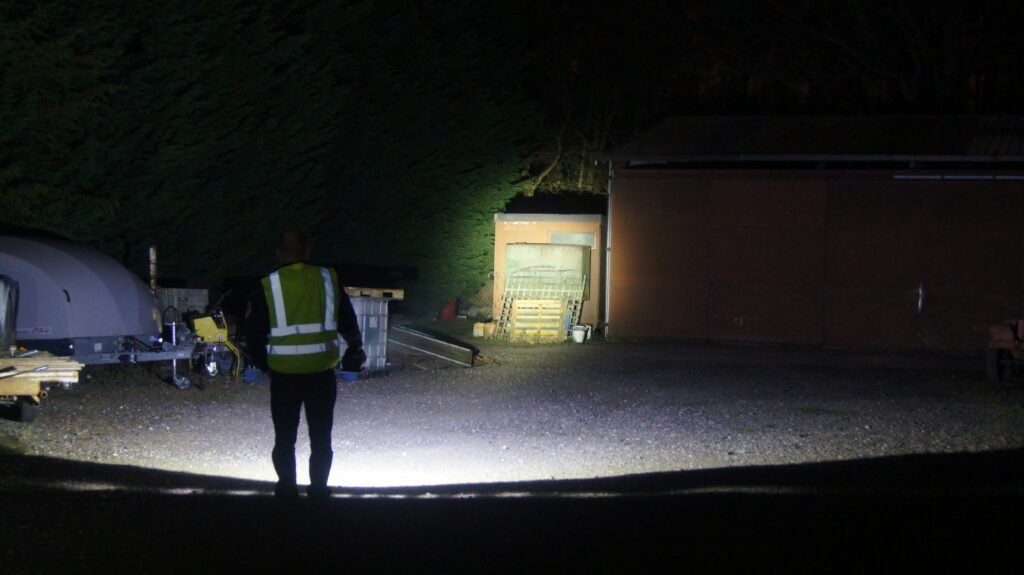 SL850LiF Lighting up a Work Site